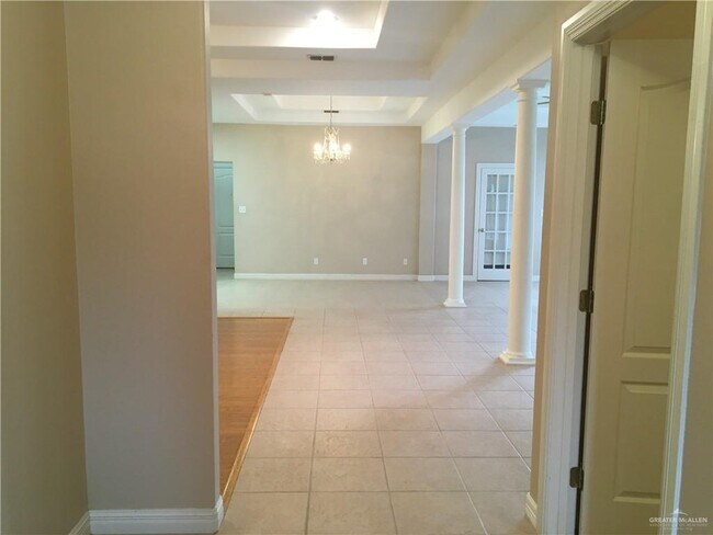 4908 N 4th St in McAllen, TX - Building Photo - Building Photo