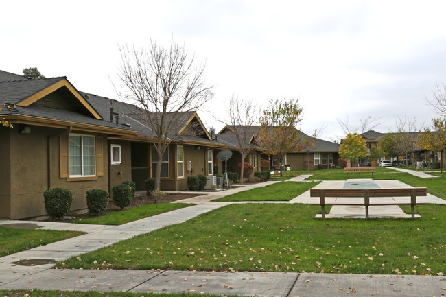 The Village At Chowchilla in Chowchilla, CA - Foto de edificio - Building Photo