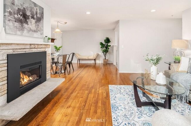 property at 2815 Park Pl W