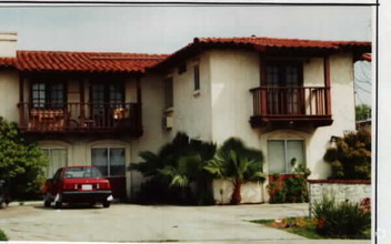 3741 Wilson Ave in San Diego, CA - Building Photo - Building Photo