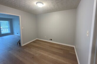 1496 Springwood Dr SE in Smyrna, GA - Building Photo - Building Photo