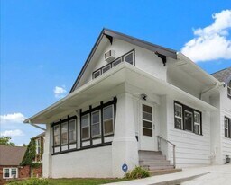 4174 Cass St in Omaha, NE - Building Photo