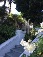 8491 Fountain Ave in West Hollywood, CA - Building Photo - Building Photo