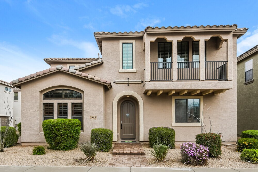 2330 W Sleepy Ranch Rd in Phoenix, AZ - Building Photo