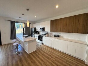 1115 Nova St in Durham, NC - Building Photo - Building Photo