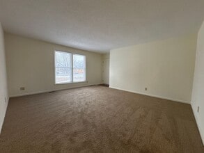 103 Hankins Dr in Lebanon, TN - Building Photo - Building Photo