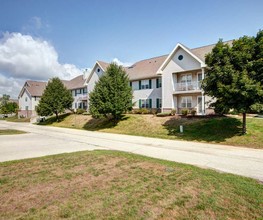 Riverwalk I Apartments in Sheboygan, WI - Building Photo - Building Photo