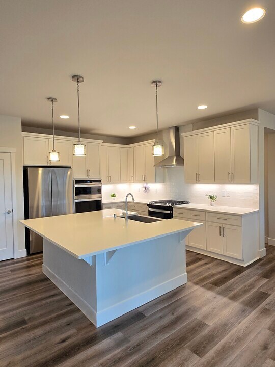 18920 130th St E in Bonney Lake, WA - Building Photo