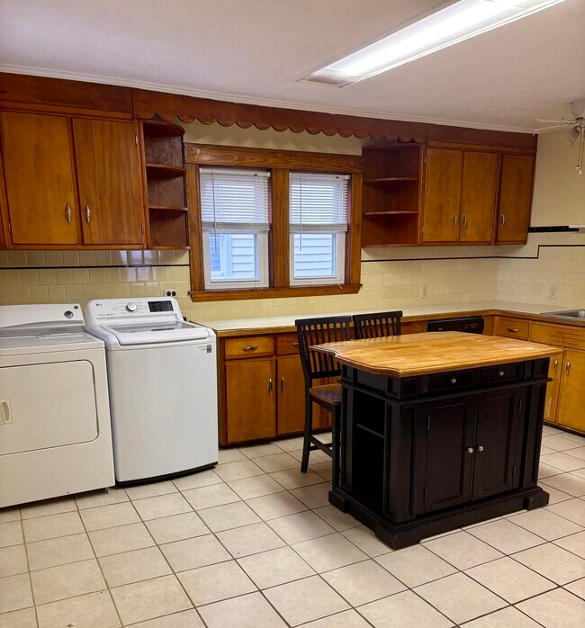 32 Harley Ave in Everett, MA - Building Photo - Building Photo