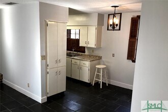 310 E Gaston St in Savannah, GA - Building Photo - Building Photo