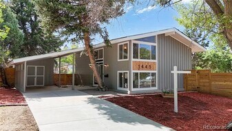 1445 S Kearney St in Denver, CO - Building Photo