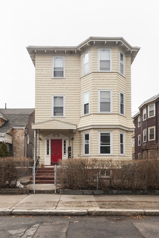 38 Cherry St, Unit 1