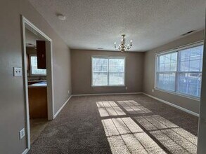 1112 Westmoreland Dr in Jacksonville, NC - Building Photo - Building Photo