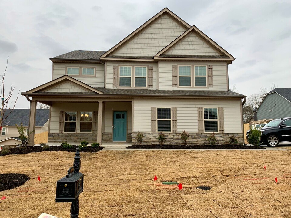 100 Palm Springs Way in Simpsonville, SC - Building Photo
