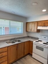 1116 Stevens St in Medford, OR - Building Photo - Building Photo