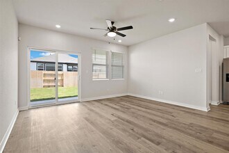 2415 Ekvall Dr in Round Rock, TX - Building Photo - Building Photo
