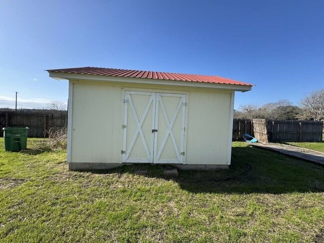 property at 3 John Kay Rd