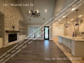 3617 Meadow Lake Dr in Alvarado, TX - Building Photo