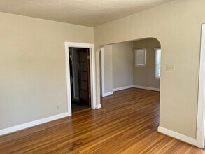 1044 S Arlington Ave in Reno, NV - Building Photo - Building Photo