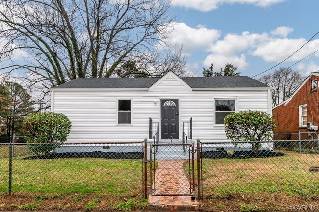 property at 2117 Whitcomb St