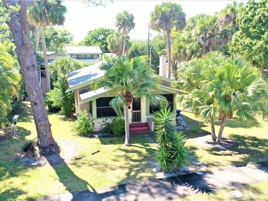 2315 15TH AVE, Unit Apt #1 in Vero Beach, FL - Foto de edificio - Building Photo