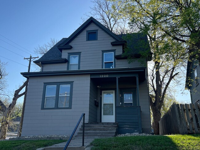 property at 1200 S Dakota Ave