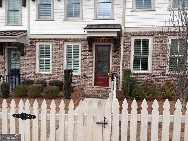 1104 Thomas St in Woodstock, GA - Building Photo - Building Photo