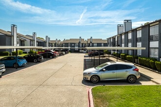 Wimbledon in Lewisville, TX - Foto de edificio - Building Photo