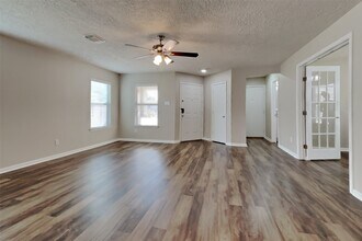 19210 Doves Landing Ave in Tomball, TX - Building Photo - Building Photo