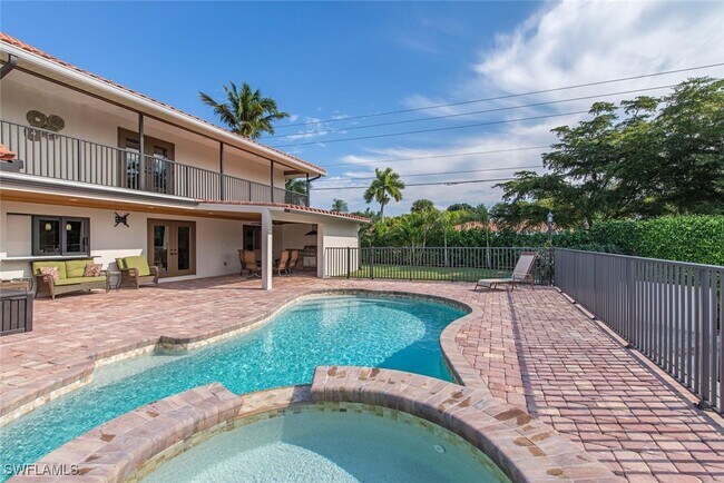 property at 496 Flamingo Ave