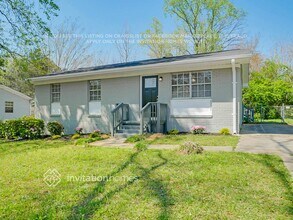 4085 Brewer Dr SW in Atlanta, GA - Building Photo - Building Photo
