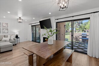 7316 N Vía Camello Del Norte in Scottsdale, AZ - Building Photo - Building Photo