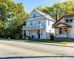 3498 Boudinot Ave in Cincinnati, OH - Building Photo