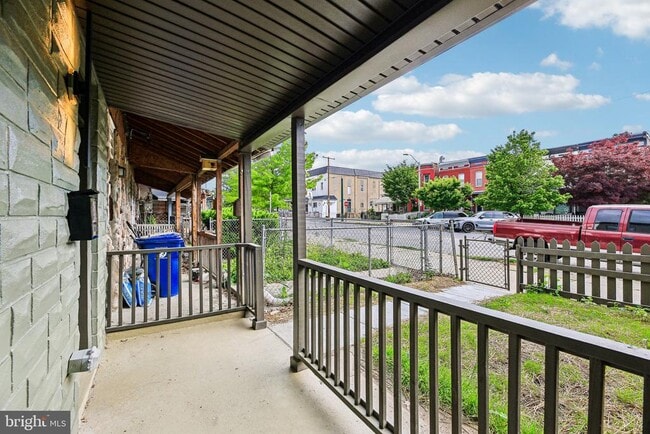 property at 3348 Chestnut Ave