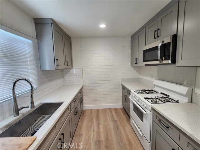 8620 Lampson Ave-Unit -2 in Garden Grove, CA - Building Photo