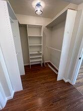 5963 Teakwood Dr in Greendale, WI - Foto de edificio - Building Photo