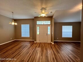 1109 Seattle Slew Ln in Jacksonville, FL - Building Photo - Building Photo