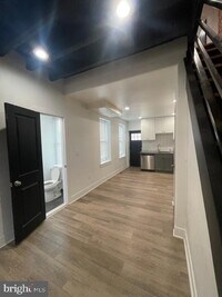 2774 Helen St photo'