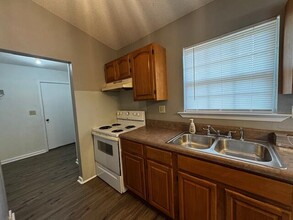 1298 Wingfoot Way in Pensacola, FL - Building Photo - Building Photo