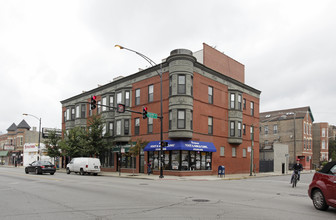 1700-1708 W Chicago Ave in Chicago, IL - Building Photo - Building Photo