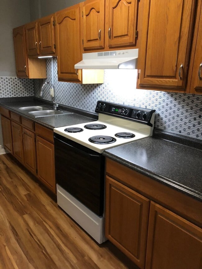 property at 420 1/ Howard Ave