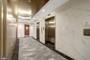 801 N Fairfax St in Alexandria, VA - Building Photo