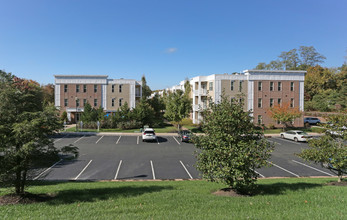 Bridgewater Square, One Month Free in Bridgewater, NJ - Building Photo - Building Photo