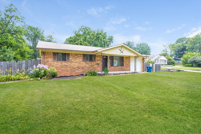 501 N Devon Ave in Indianapolis, IN - Building Photo - Building Photo