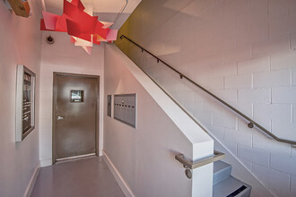 2216 Main St, Unit 202 in Santa Monica, CA - Foto de edificio - Building Photo