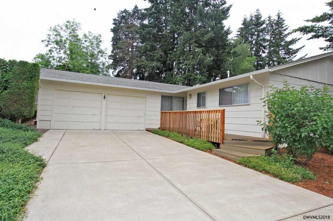 1482 Juliet Way S in Salem, OR - Building Photo