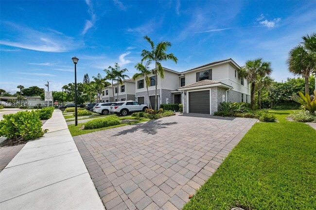 property at 186 SE 5th Ct