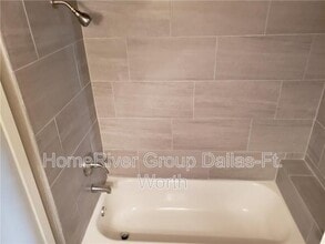 2111 E Belt Line Rd in Richardson, TX - Building Photo - Building Photo