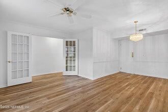 4814 Windrush Ln in Jacksonville, FL - Building Photo - Building Photo