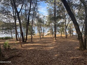 3158 Lucas Lake Rd in Chipley, FL - Building Photo - Building Photo